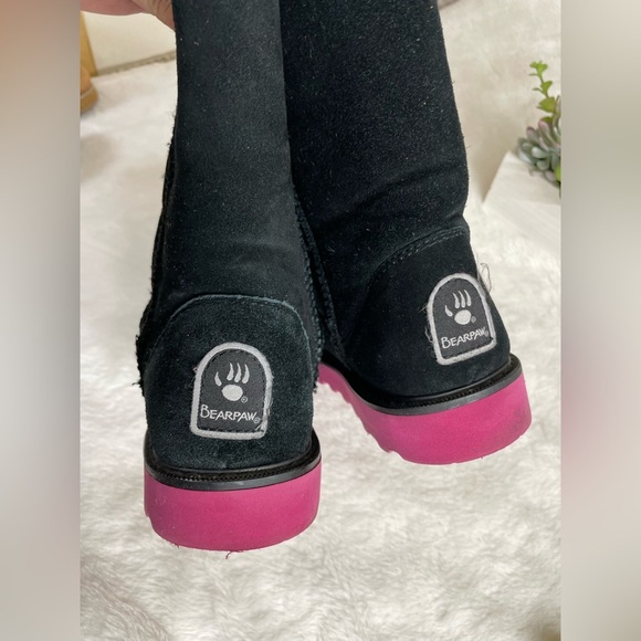 Bearpaw boots size 10 - Picture 3 of 4
